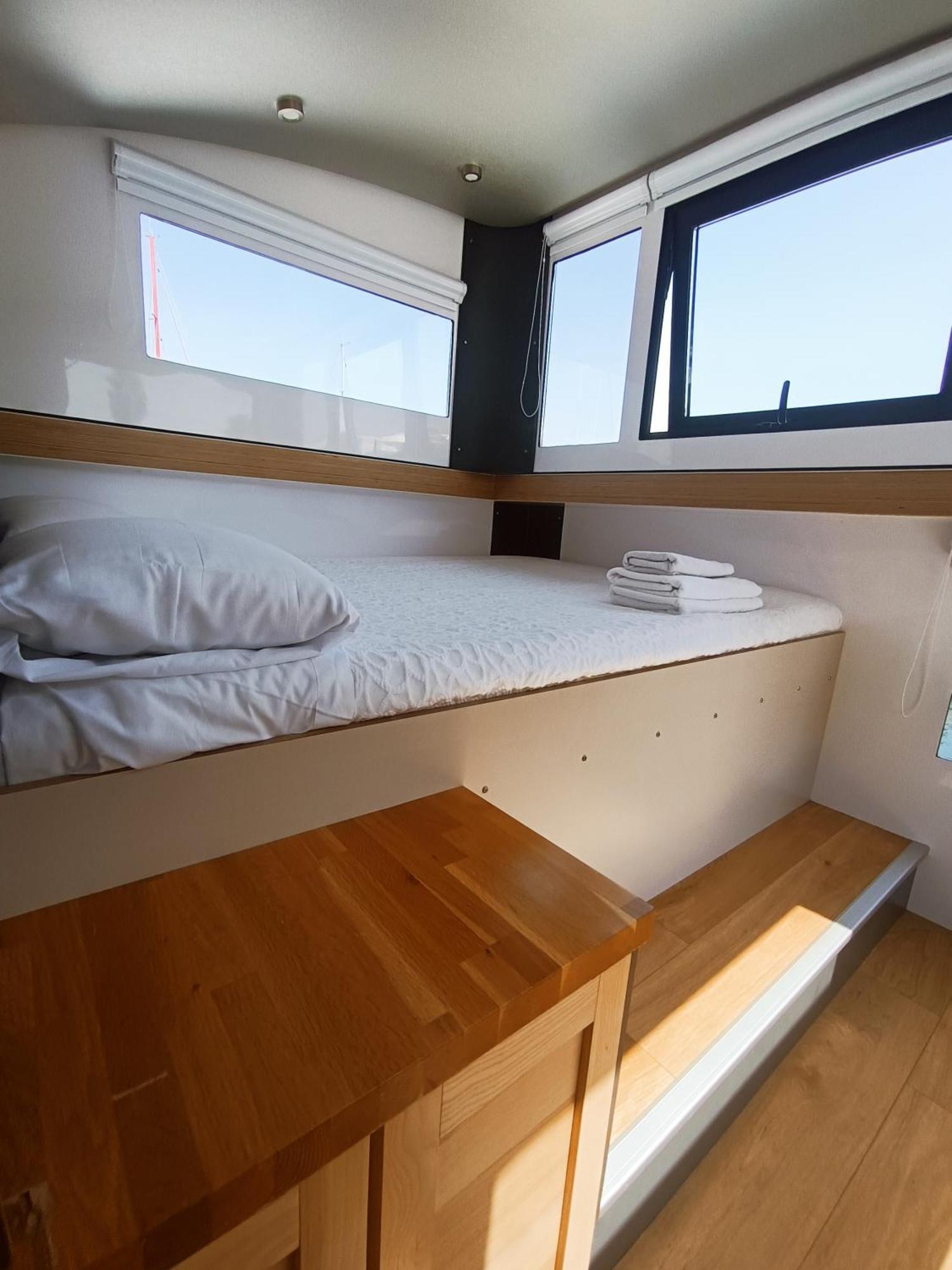 Casa Flotante En El Puerto De - Different Charter *